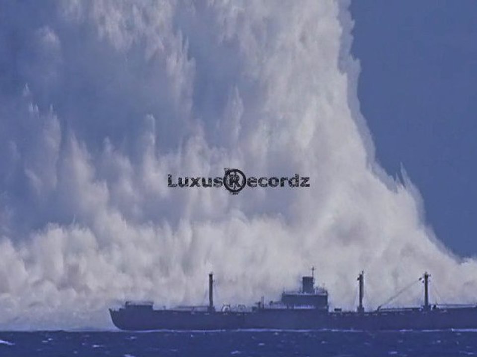 bOMbenaLARm by lUxus R3corDz (Official Video)