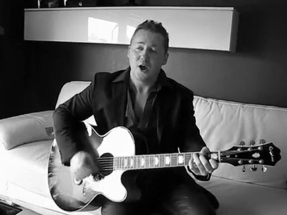 Dracula (julien Loko) - Encore by Gilles ROQUES