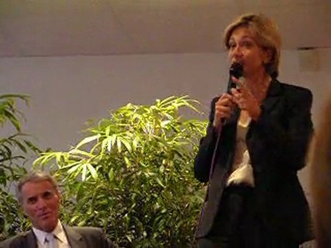 Réunion politique à Garches autour de Valérie PECRESSE (ext.7)