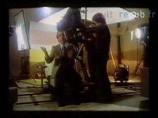 Culture Pub - Rétro Pub - Robert Castel joue pour Première