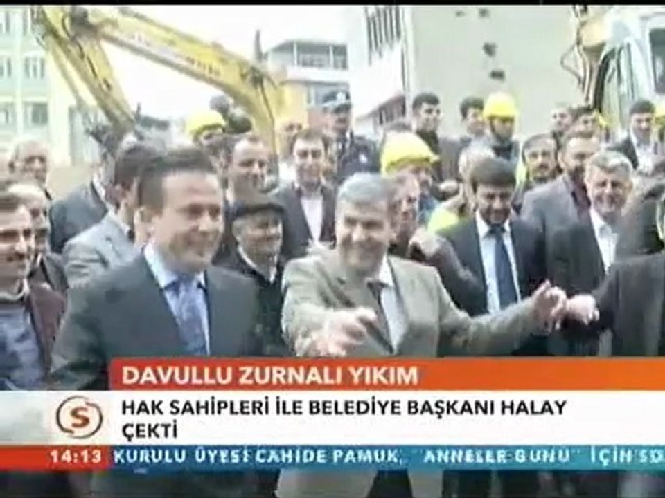 Samanyolu tv - Tuzla Belediyesi'nin kent içi trafik sorununu çözmek için hazırladığı proje kapsamında 8 bina davul zurnayla yıkıldı.