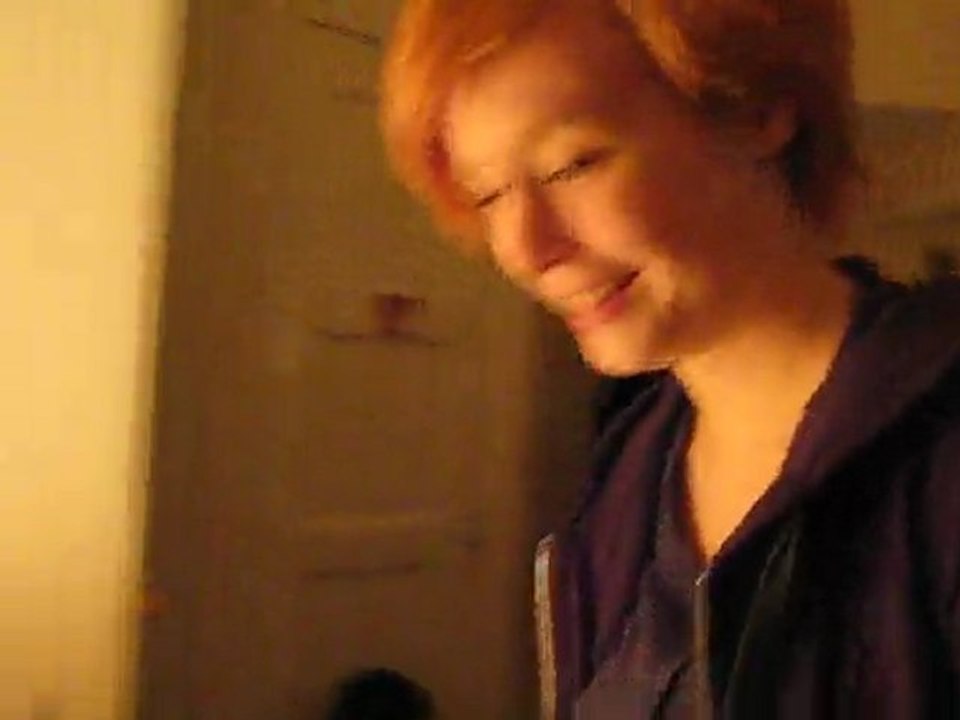 Dadidamdamdam och fest på Emils rum