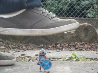 video d'animation seuls au monde avec des playmobile