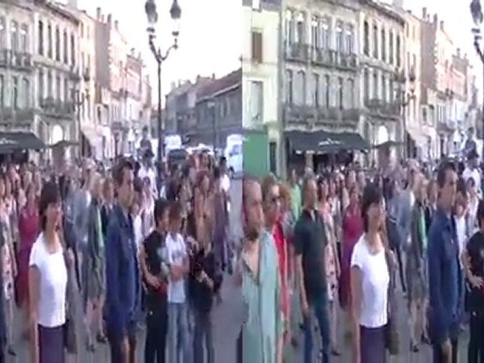 3D Live Music - Strychnine  concert pirate  Place St Michel Bordeaux 10052011 (480 x 360)