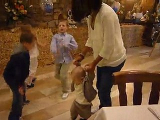 Mariage Virginie & Alain - Les enfants se défoulent