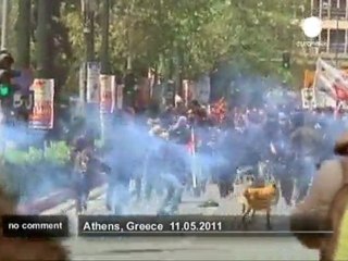 Download Video: Greeks strike in anger at austerity plan - no comment