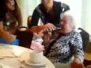 0298 - Joyeux anniversaire grand mère