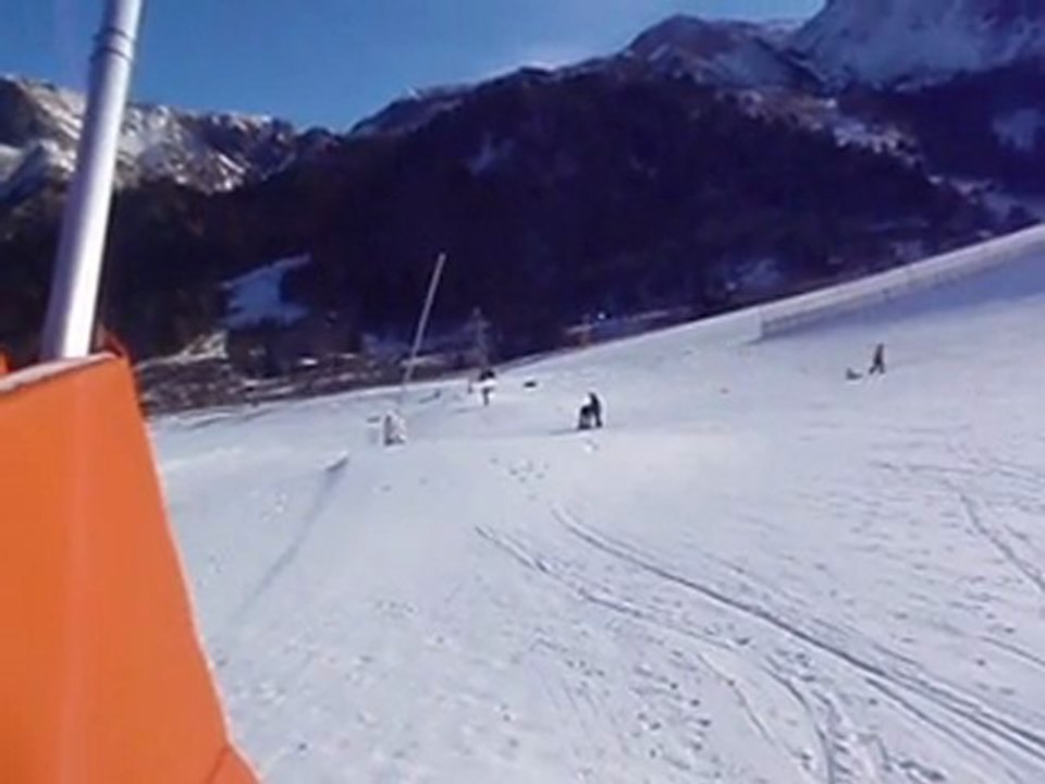 30-01-2011: Victor fait de la luge... suite...