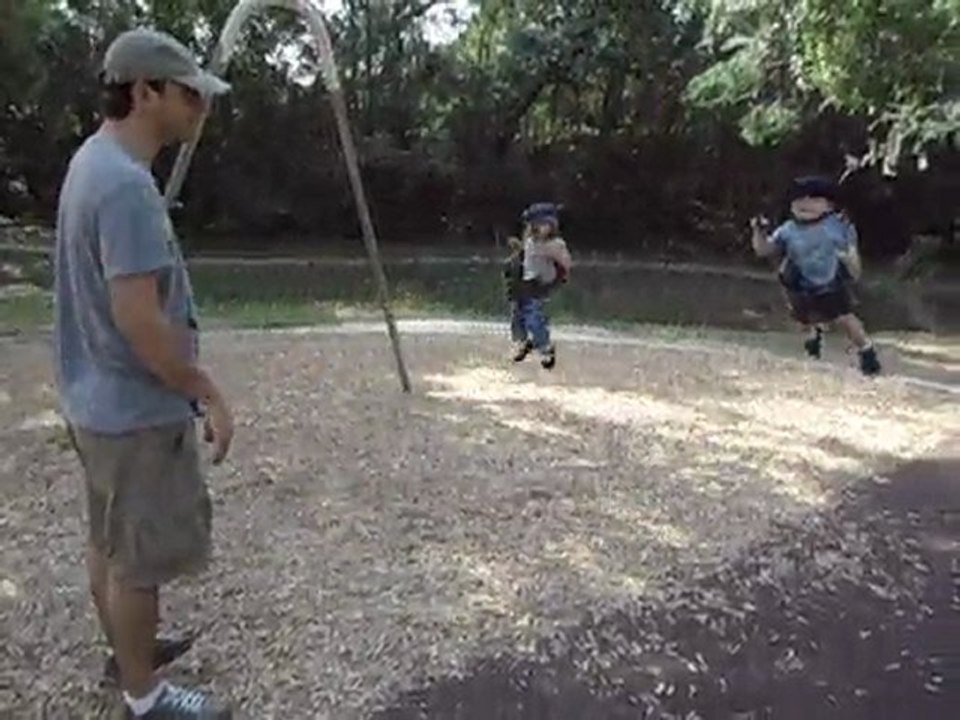 c'est amusant et papa fait du sport en même temps.