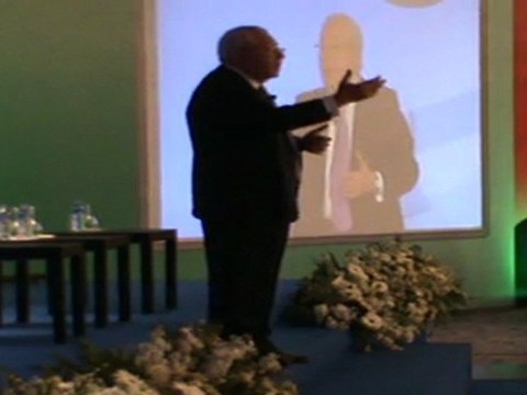 (13) - 6-7 Mayıs 2011 - Türmob' un Gaziantep te Düzenlemiş Olduğu 6. Türkiye Muhasebe Forumu (Yeni TTK' nu ve Kurumsallaşma)