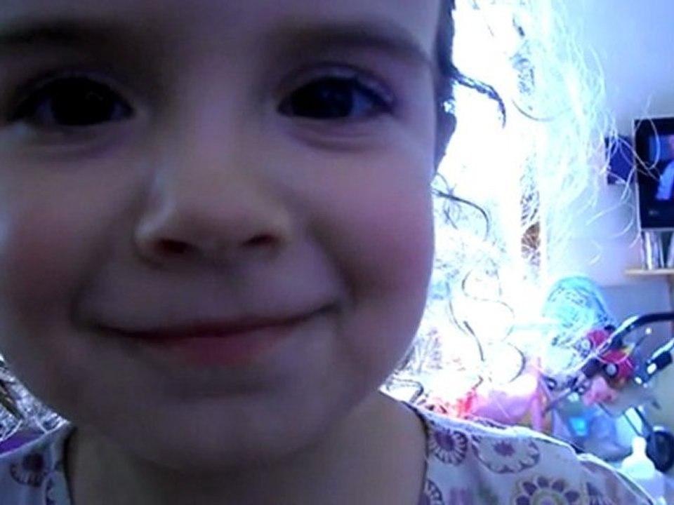 aimy a sentie son pti frère bouger !