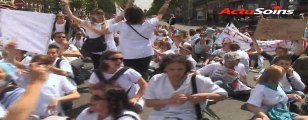 Les Etudiants Infirmiers dans la rue le 12 mai 2011