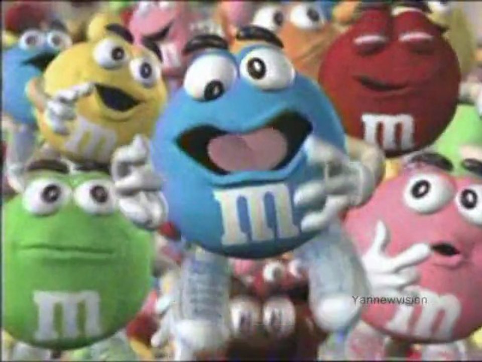 Publicité - M&M's "MINIS" (Dans le musée) 2001