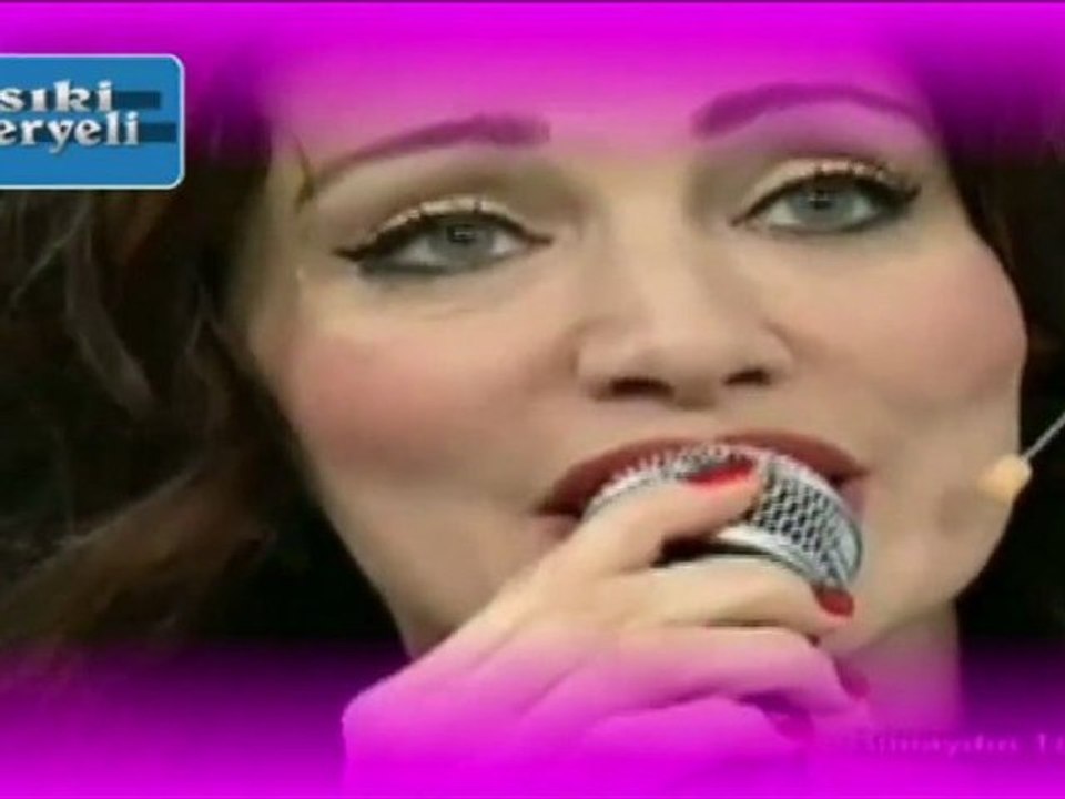 Umut Akyürek /Sevgi Çiçekleri Açtı Bu Mevsim  (Musıki Dergahı)