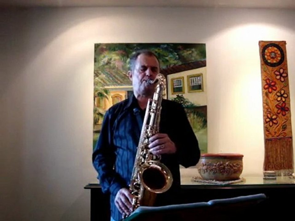 THADEU VENTURA (tenor sax)  -  DANNY BOY