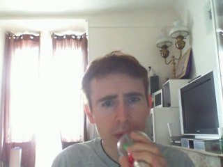 Wiwi égratigne "ok Fred"