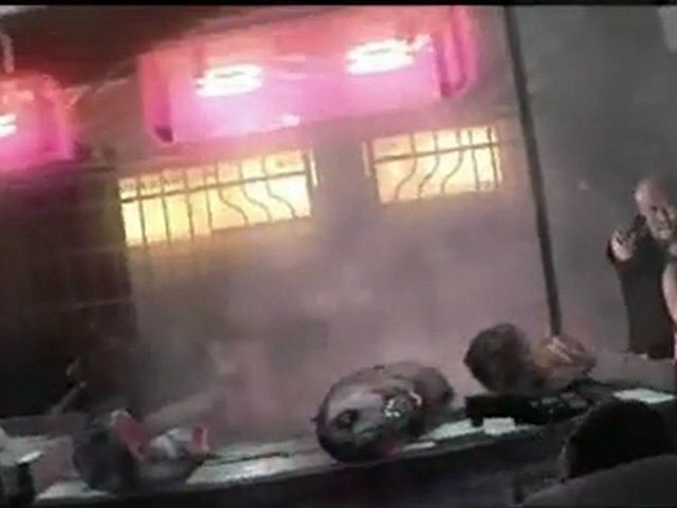 Kane & Lynch Dog Days - Trailer Ufficiale da Square Enix - IDEF 2010