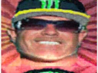 Ronaldo gives fan﻿ t-shirt after breaking his nose "the ...