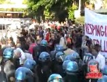 Napoli - Centri sociali e antidiscarica contro Berlusconi
