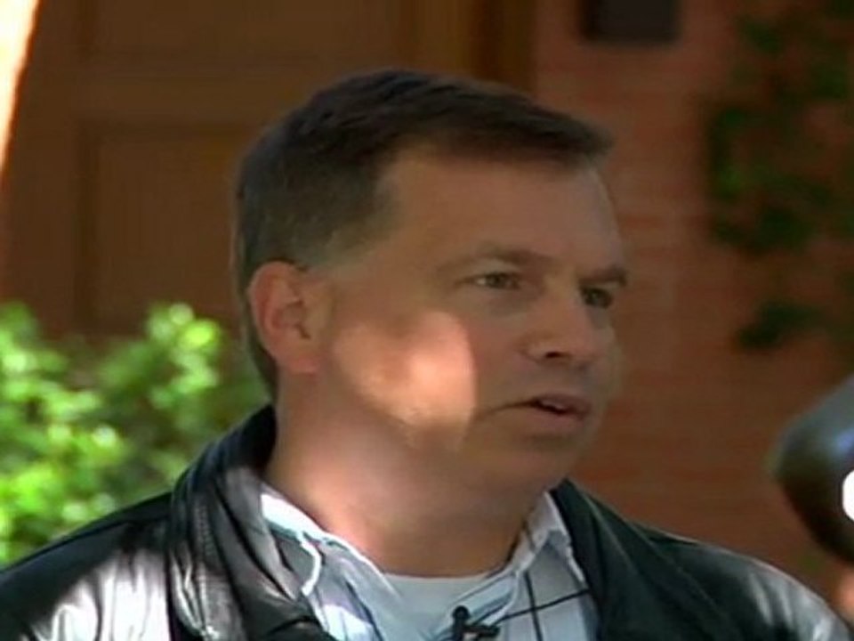 Real customer, Howard, talks about Straight Talk