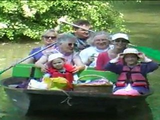Marais Poitevin : Arçais Visites en Barques et Canoës