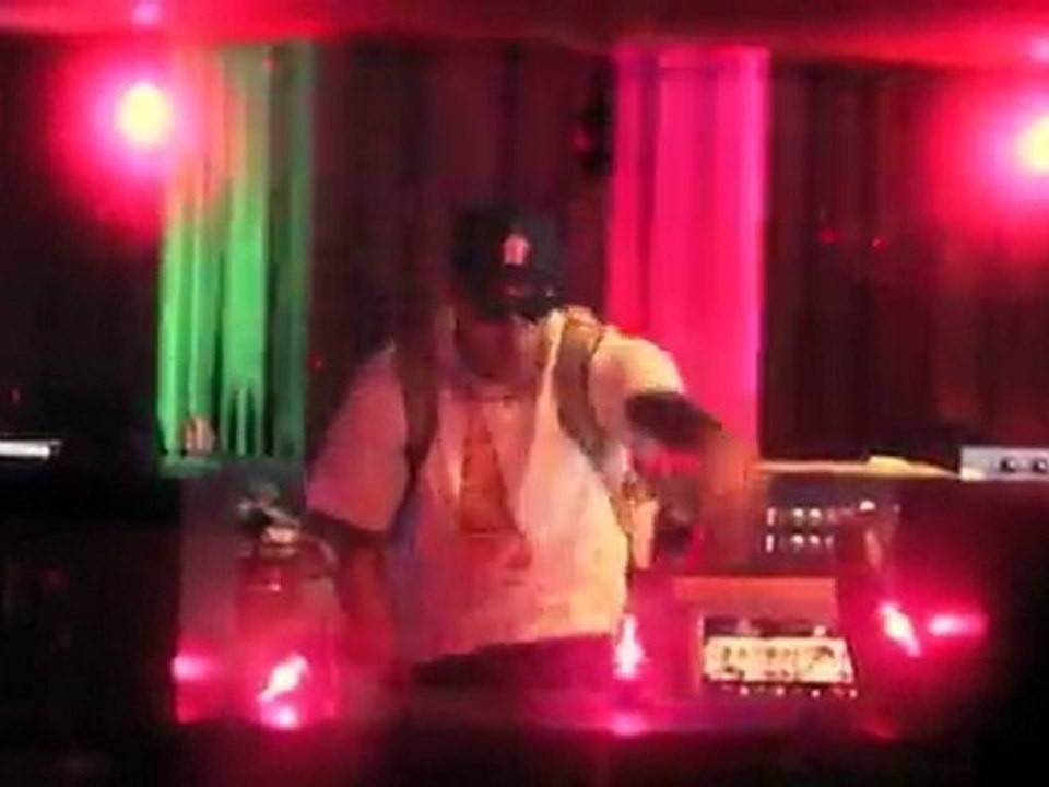 Chris Brown Benny Benassi Beautiful People (Remix Disco Fries Marx Video Mix)