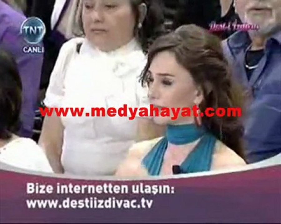 Hande Ataizi'den "s.çtın" gafı!
