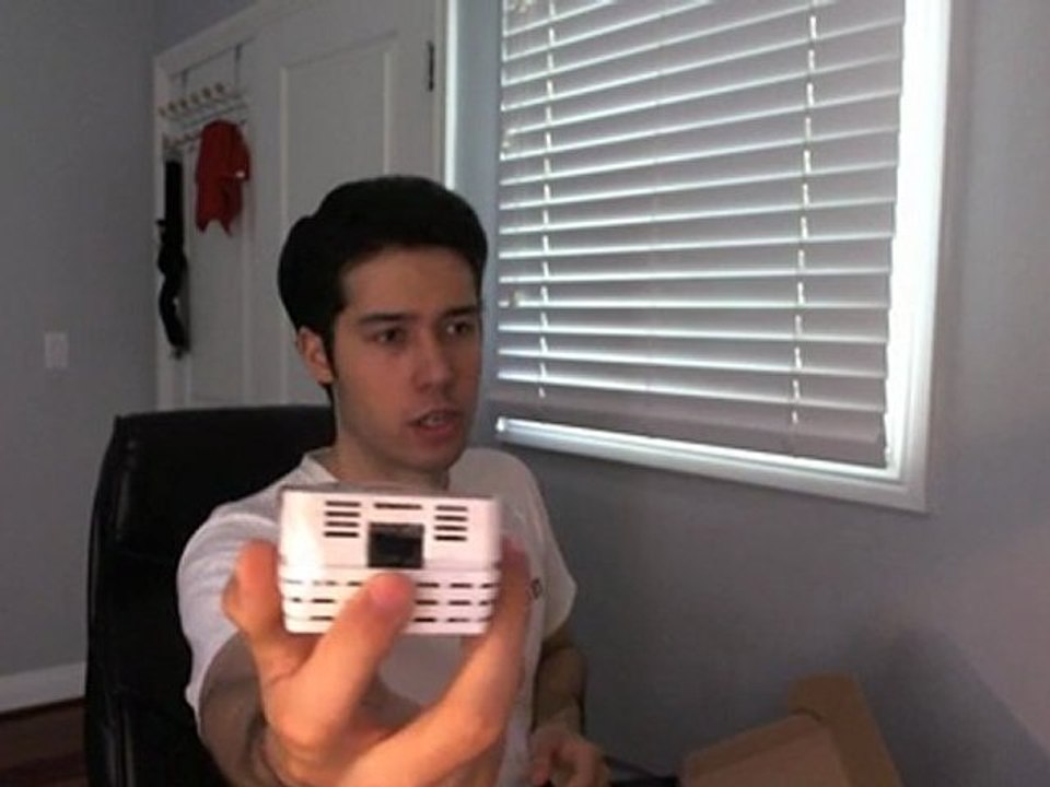 Netgear XAVB5004 unboxing