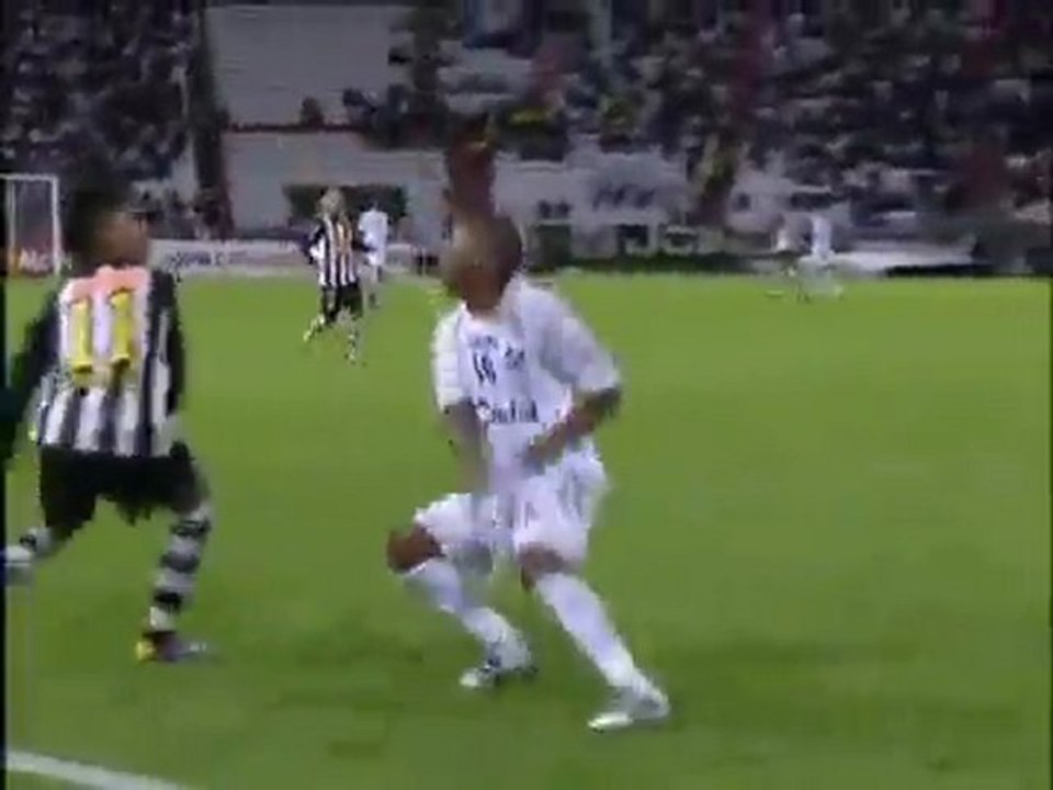 Neymar Great﻿ Skills - Once Caldas vs Santos