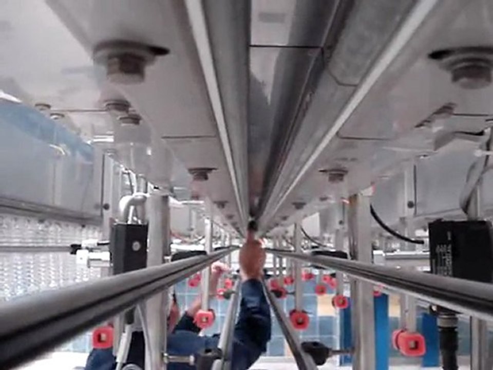 ACCS AIR CONVEYOR : NECK GUIDE CHANGE OVER