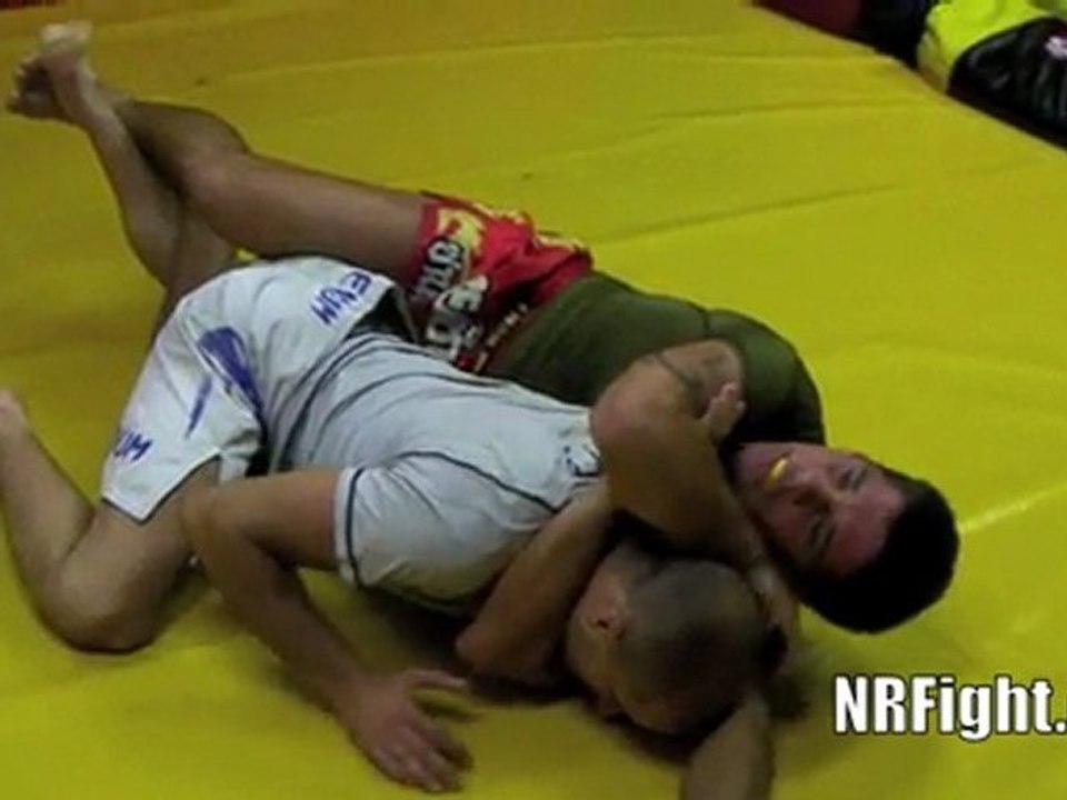 Technique de Luta Livre: Leozada Nogueira (frère de Pequeno)