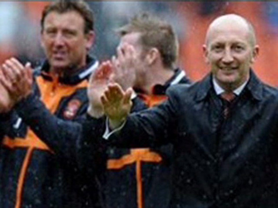 Blackpool 4-3 Everton Taylor, Adam great-strike