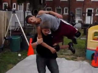 LCW Luis Stunna vs Jay  Risk "GBYWN Spring Challenge 2011"
