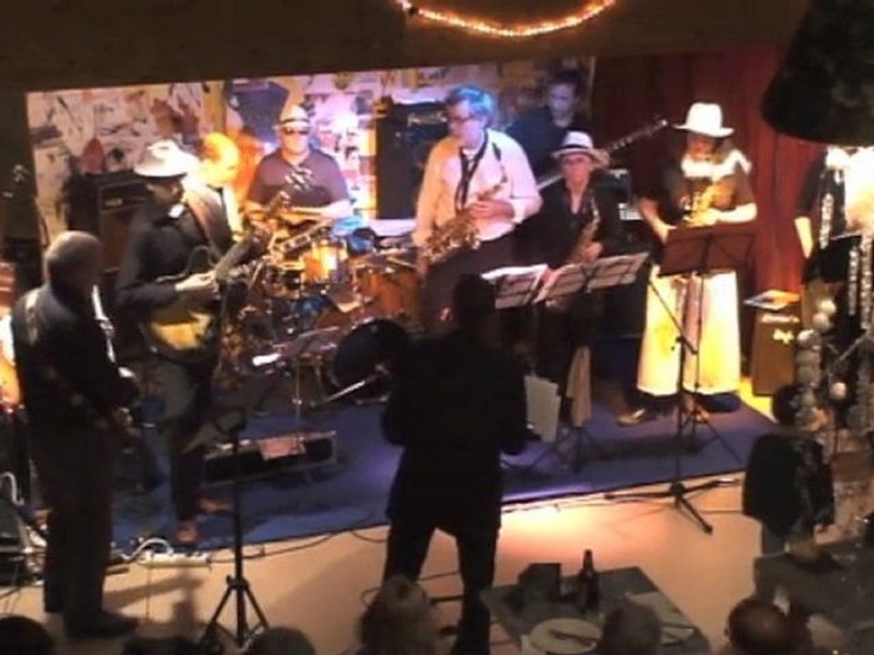 Big Band "VENT COULEURS" - Concert - Tout en blanc -