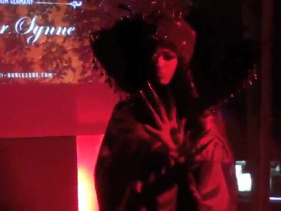 Burlesque Festival Düsseldorf 2011 @ Nomi Bar