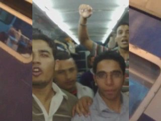 احلى فديو لاحلى ثوار معتصمين فى احلى كلية