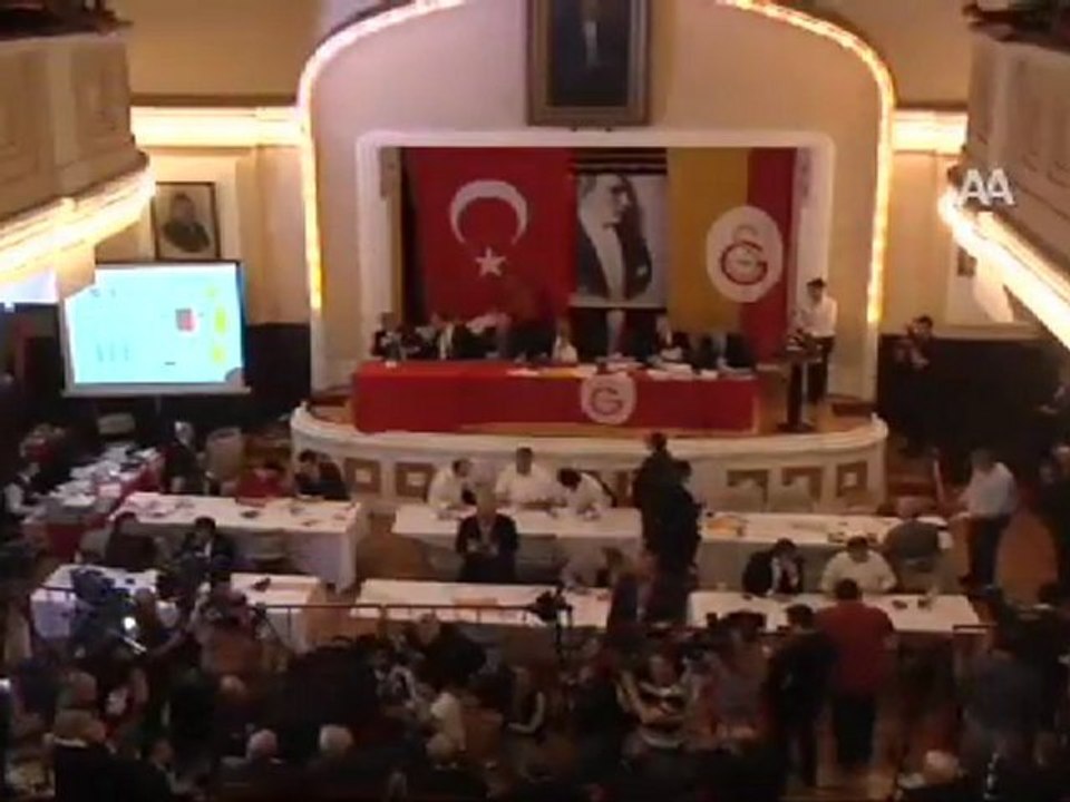 GALATASARAY'DA POLAT DÖNEMİ BİTTİ