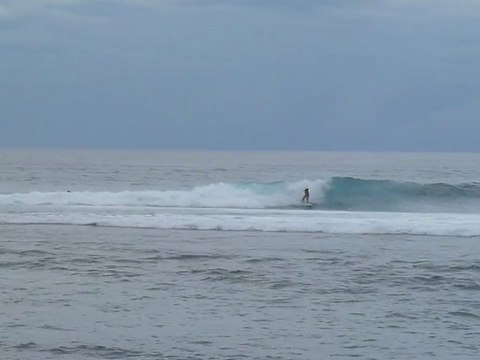 Surf à Saint-Leu de la Réunion