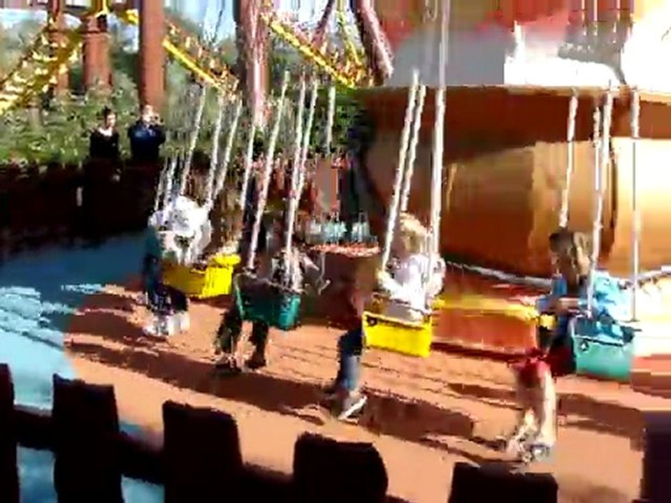 Parc Astérix 14-05-11 les chaises volantes