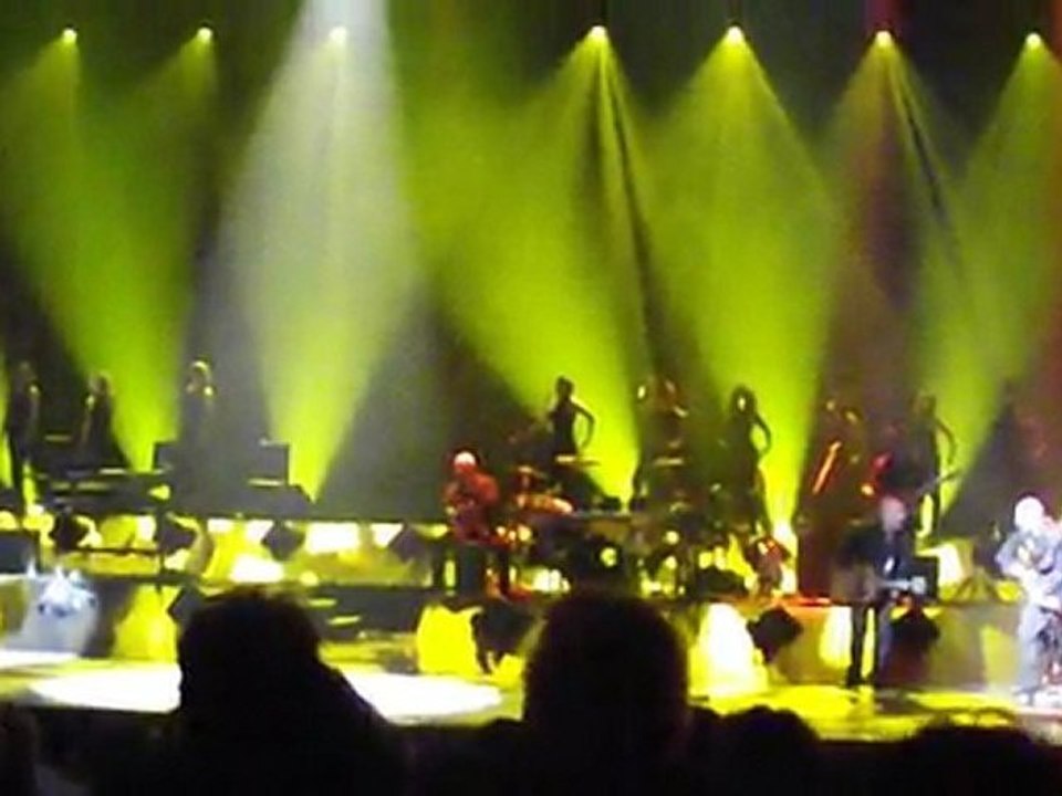 Soleil ou pas fin Sardou Palais des Sports 14 mai 2011