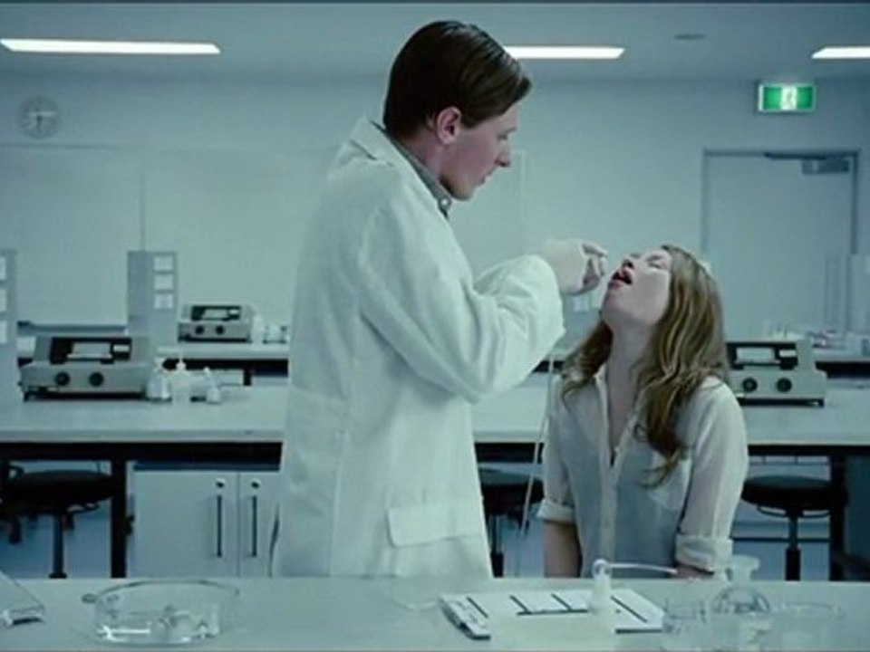 Sleeping Beauty - Bande annonce [VOSTFR|HD]