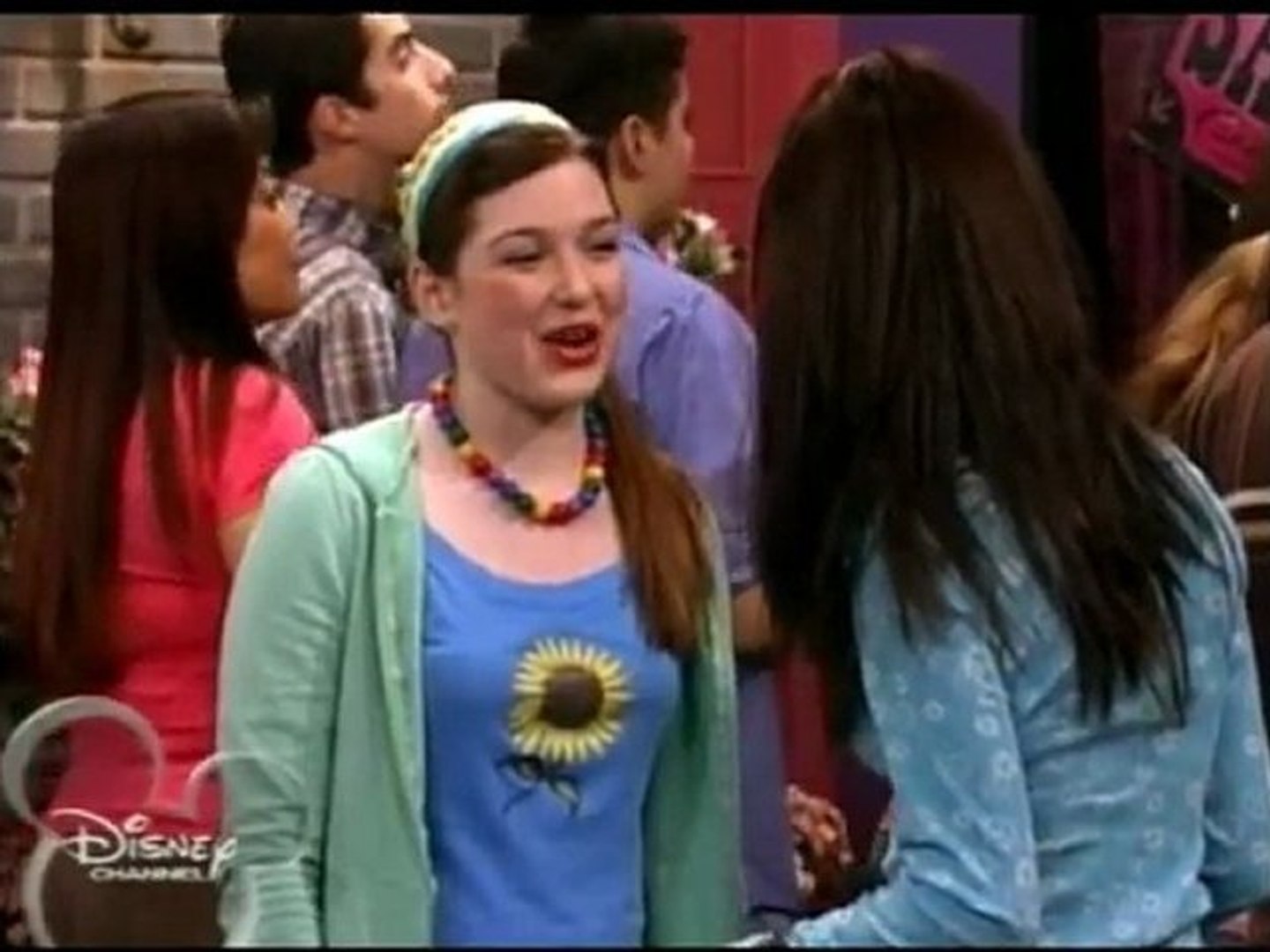 Les Sorciers De Waverly Place Saison 1 Les.sorciers.de.Waverly.Place-1x02-Les.10.minutes.de.folie francais - Vidéo  Dailymotion