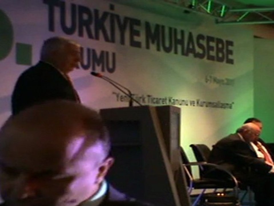 (17) - Birinci Oturum; Moderatör: Ünal Aydın - İzmir YMM Oda Başkanı -(Muhasebe Standartları Uygulamaları Açısından Yeni TTK' nu ve Kurumsallaşma)
