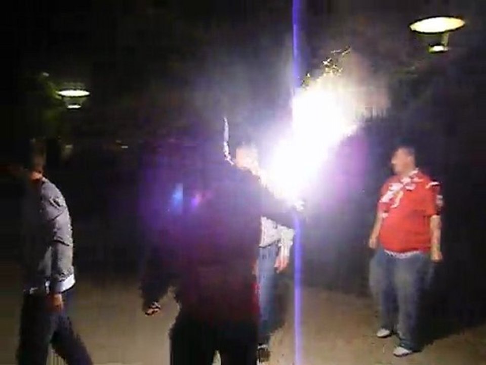 Fumi Pour Feter la Victoire Final Psg - Lille