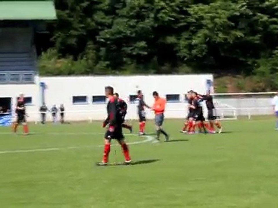 002 - But Ludovic Mouth (2-1)