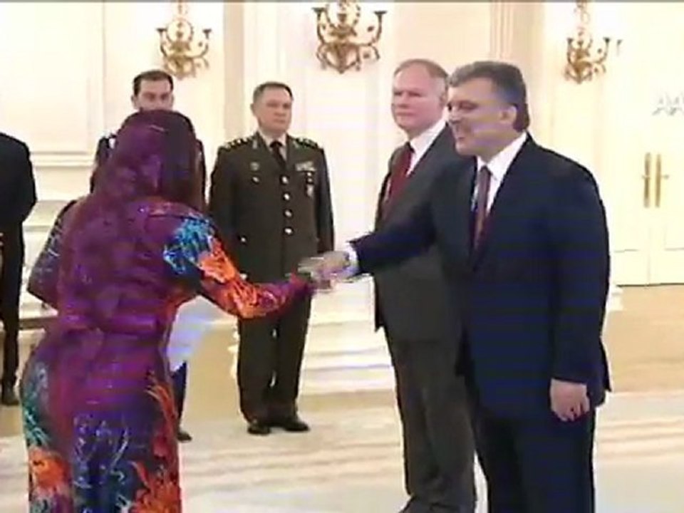 KÖŞK'TEN KASET ÇIKIŞI