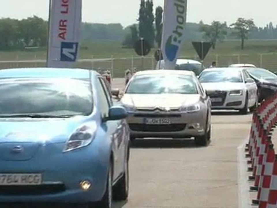 Peugeot EX1 fährt Rekordrunde auf dem Nürburgring