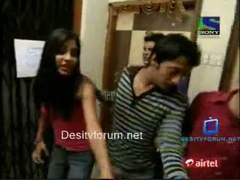 Surya The Super Cop- 24th May 2011 Watch Video Online Pt-1