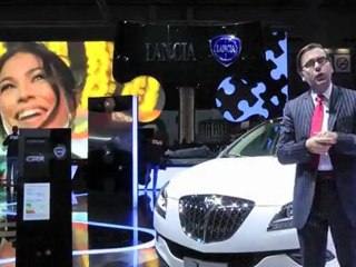 Mondial de l'Automobile 2010 : Présentation du stand Lancia par Arnaud Belloni