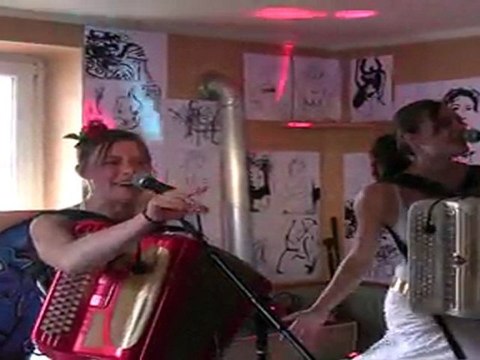 Bob et Hercule tata Jeanine festival du troquet 2011